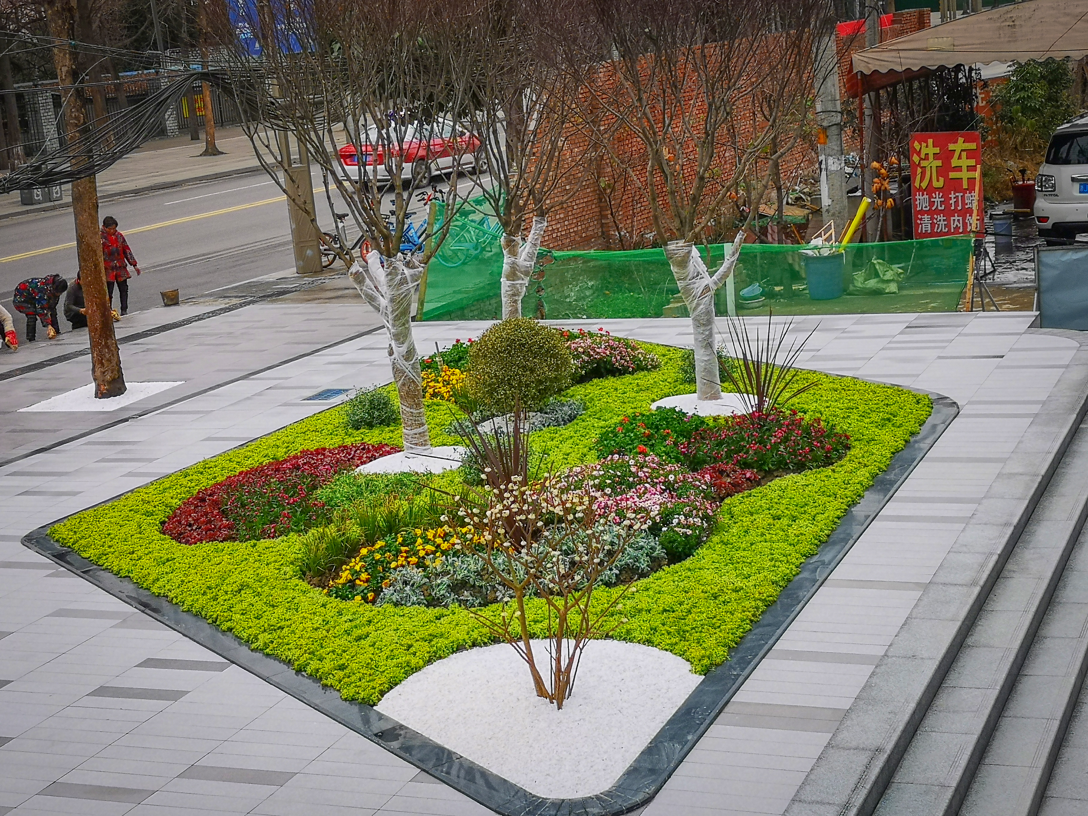 由我公司打造完成acc飞街建筑立面风貌以及景观节点样板示范段